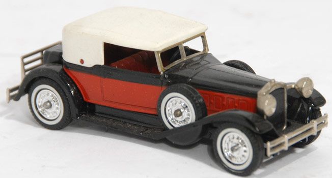 CAR 143 #Y 15 1930 PACKARD VICTORIA ENGLAND METAL MODEL  