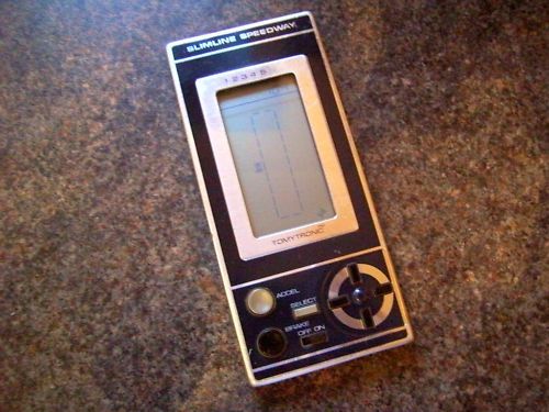 SLIMLINE SPEEDWAY TOMYTRONIC HANDHELD GAME RETRO 1980  