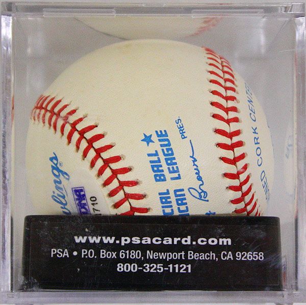 TED WILLIAMS SIGNED OAL BASEBALL GRADED PSA/DNA 8 NM MT #E61710  