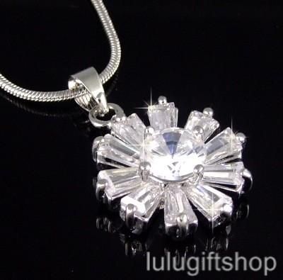 SNOWFLAKE FLOWER PENDANT NECKLACE USE SWAROVSKI CRYSTAL  