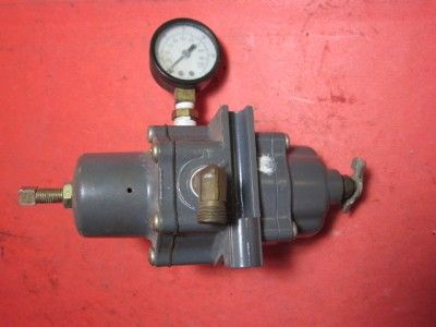 FISHER TYPE 67CFR 226 AIR PNEUMATIC PRESSURE REGULATOR 250PSI 1/4NPT 