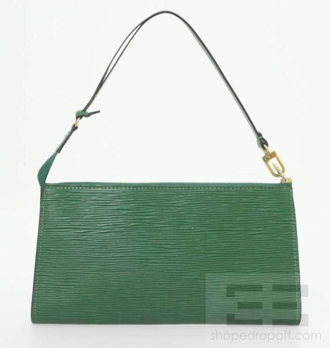 Louis Vuitton Borneo Green Epi Leather Pochette Accessories Bag  