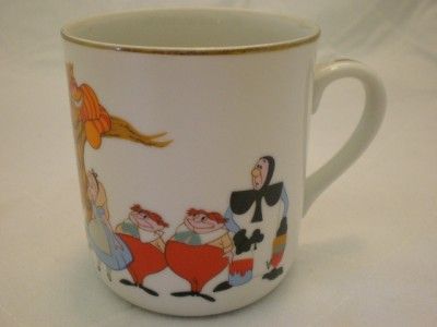 Disneyland Alice in Wonderland Mug Features Cheshire Cat Mad Hatter 