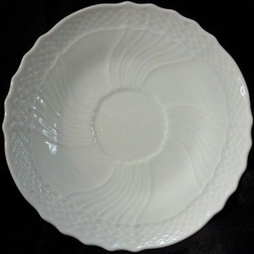 RICHARD GINORI BIANCO WHITE VECCHIO SAUCER FOR EGG CUP  