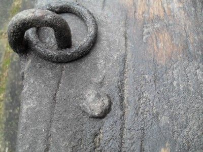 17TH CENTURY STYLE TORTURE RACK HEAVY OAK & IRON    AUCTION 