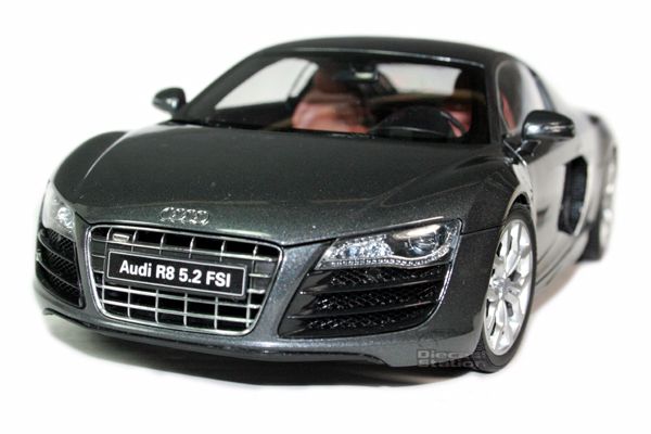 KYOSHO AUDI R8 5.2FSI QUATTRO V10 DAYTONA 1/18 GREY NEW # 09216DG 