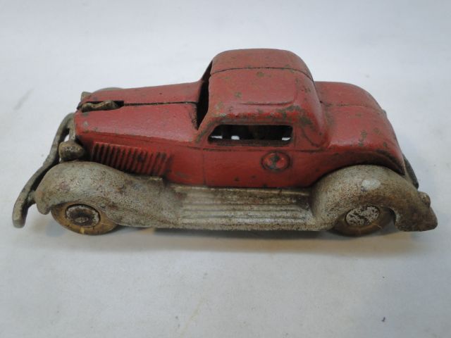   TOY CAR COUPE 1930s T 21 ARCADE PATENT APPLIED FOR red silver  