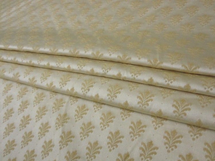 ITALIAN DESIGNER FABRIC GOLDEN FLEUR DELIS ON STRAW GROUND UPHOLST 