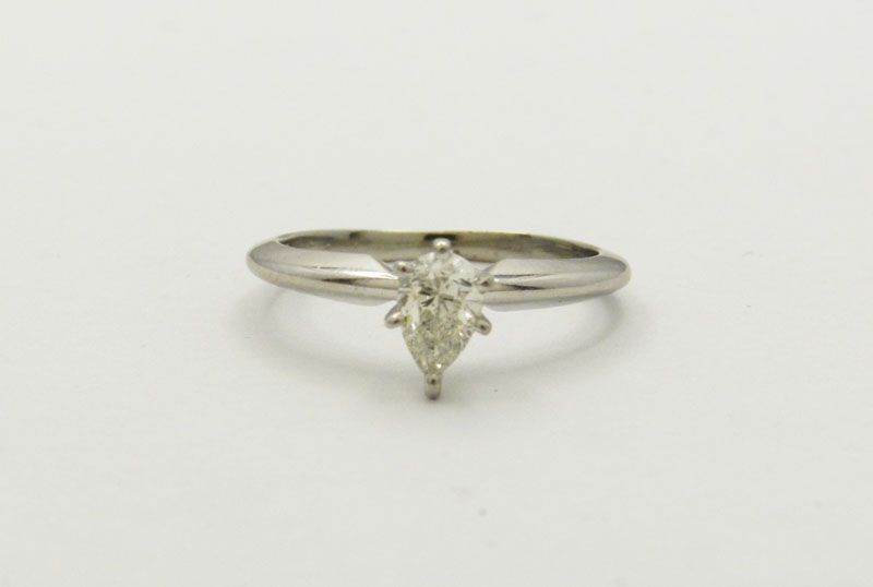 ESTATE PEAR SHAPED DIAMOND & PLATINUM RING  