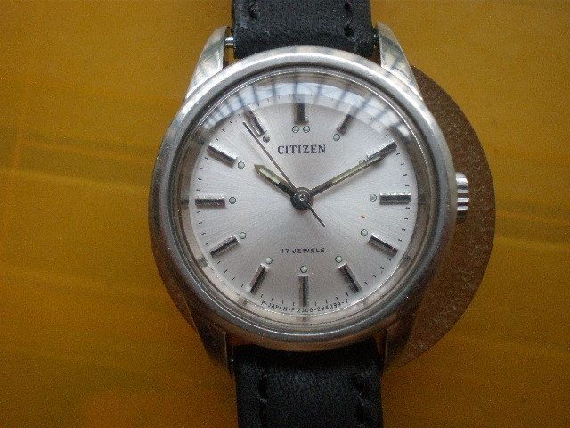 Vintage Japan CITIZEN 17 Jewels Manual Ladies Watch  