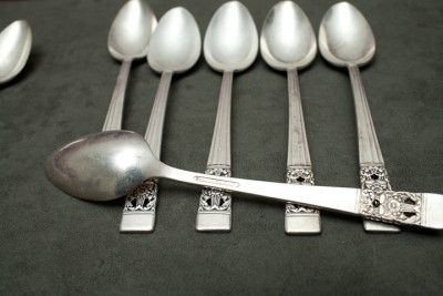 Oneida CORONATION 8 Dessert Oval Spoons 1936  