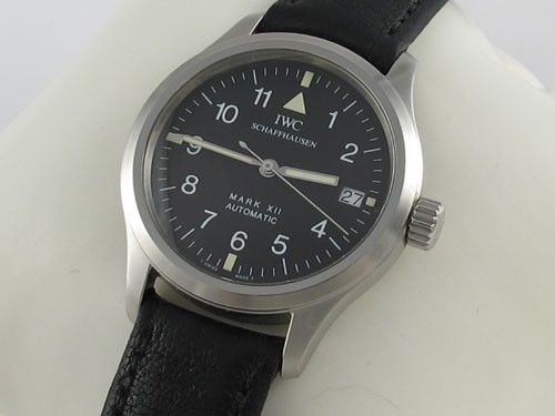 IWC Schaffhausen Mark XII Automatic Die Fliegeruhr Pilot Mens Watch 