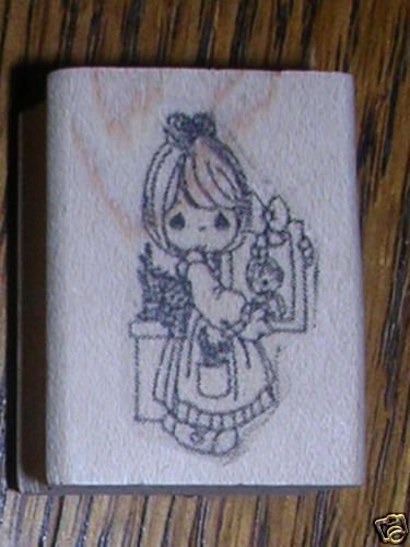 PRECIOUS MOMENTS rubber stamp GIRL with PICTURE (mini)  