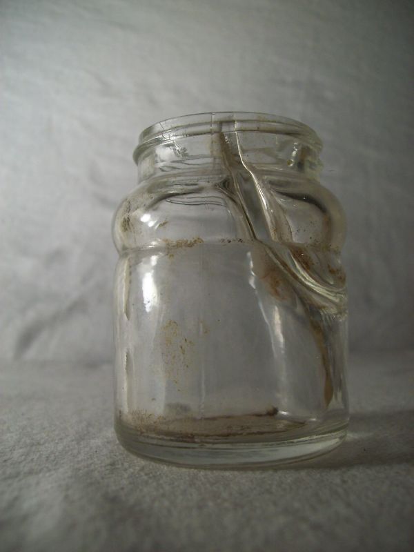 Vintage Ink Bottle or Jar PAT D1759866 Reservoir  