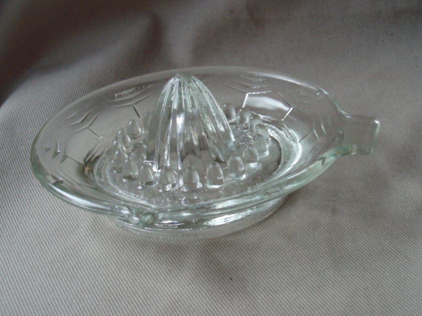 collectible juicer bar kitchen glass lemon squeezer  