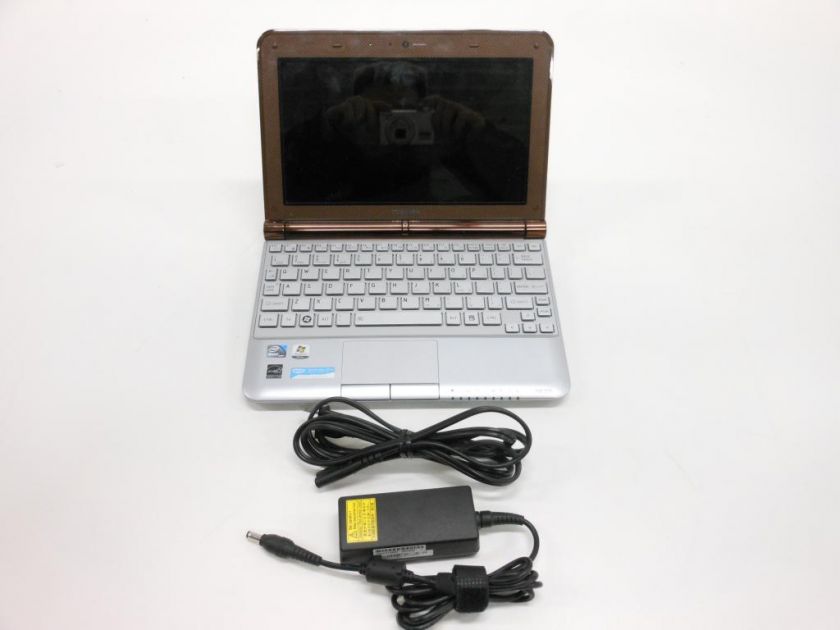 Toshiba Mini NB305 N440BN 10.1 Inch Netbook (Java Brown)  