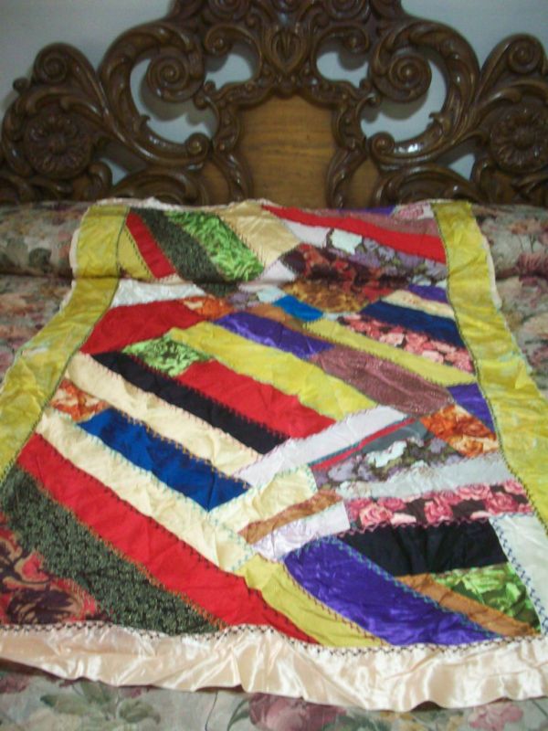 VINTAGE CRAZY STYLE LAP QUILT DATED 1960 w/WEAR #D141  