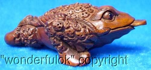 169 Japanese Handwork Boxwood Wood Netsuke Crocodile  