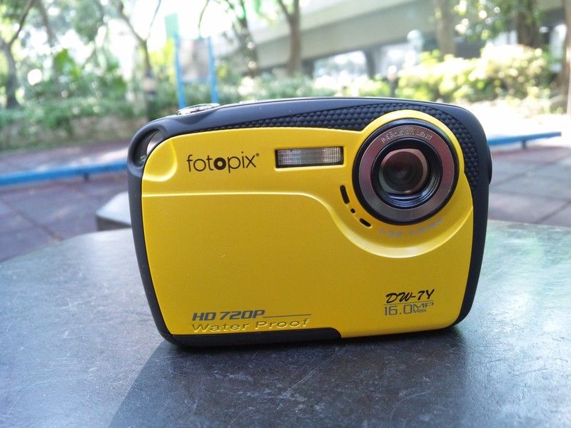 16MP max underwater digital camera, IPX8 waterproof, HD720p, 4X zoom 