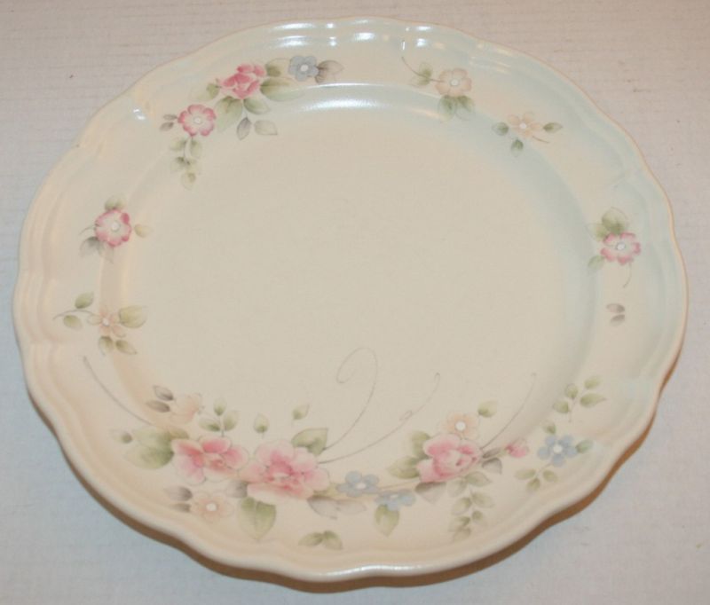 Pfaltzgraff Tea Rose Dinnerware Lot 4 Dinner Plates VGC  