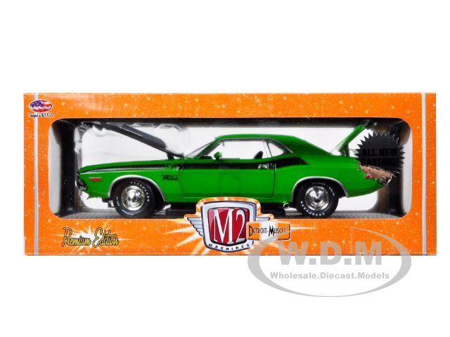 1970 DODGE CHALLENGER T/A 340 SIX PACK GREEN 1/24 BY M2 MACHINES 40200 