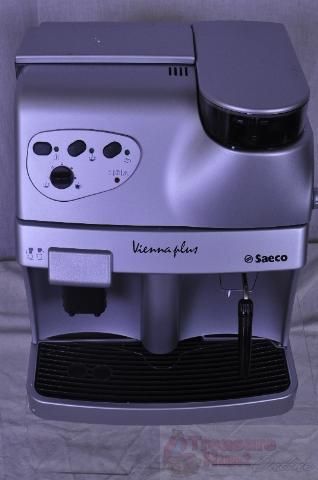   4045 Vienna Plus 15 Bar Pump Super Automatic Espresso Machine, Silver