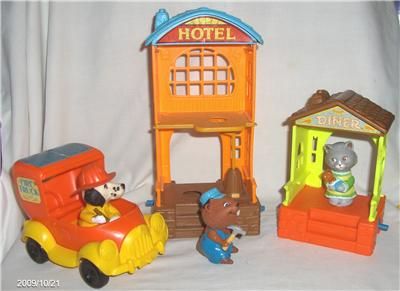 1975 MATTEL HUB BUBS ANIMAL DOLLS PLAY HOUSE FIRE TRUCK  