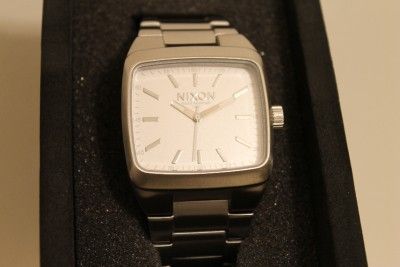 BRAND NEW NIXON WATCH Manual II White, A244 100  