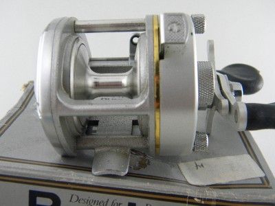 Vintage Shimano Tournament Bantam 1000 Reel N MIB w/ manual, tool kit 