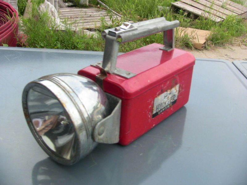 Vintage Ray O Vac Hunter Lantern Early Metal Flashlight  