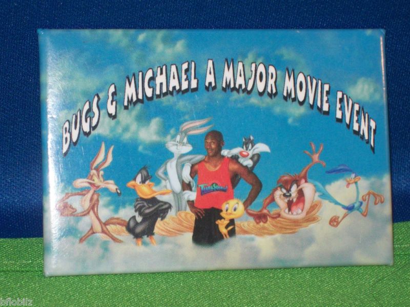 Space Jam Michael Jordan Bugs Bunny 1995 Pinback Button  