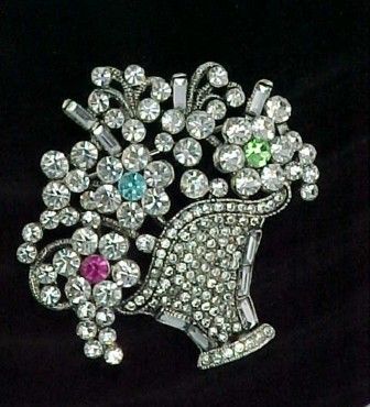 AUSTRIAN CRYSTAL RHINESTONE FLOWER BASKET BROOCH PIN  