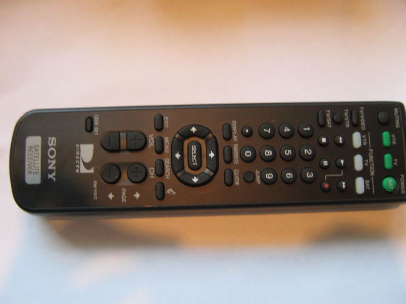 Original Sony Satellite Receiver Remote RM Y182 KV36FV  